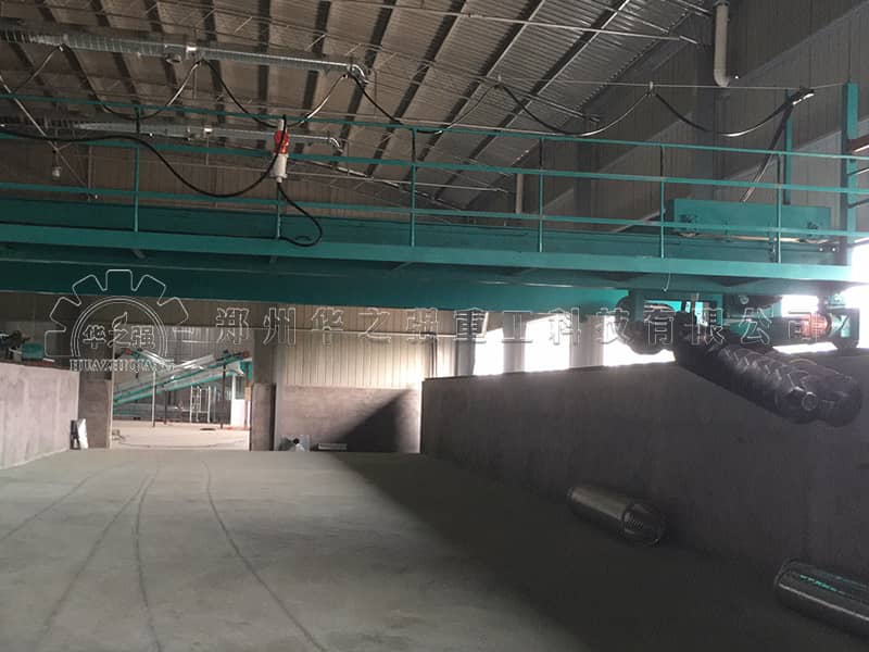 雙螺旋翻拋機如何將市政污泥“變廢為寶”？深層翻拋實現(xiàn)快速腐熟
